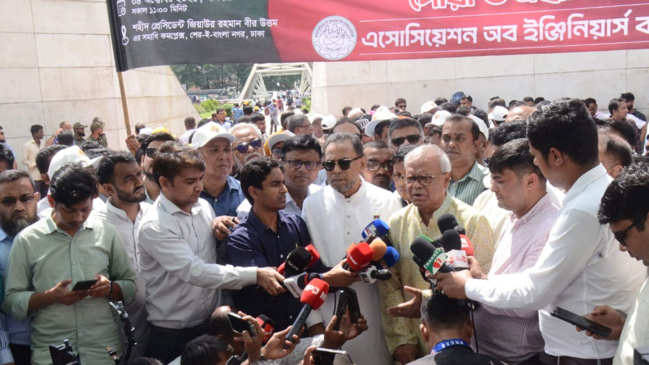 নির্বাচনকে ভিন্ন খাতে নেওয়ার ষড়যন্ত্রকারীরা জনগণ কাছে ধরা পড়বে: রিজভী